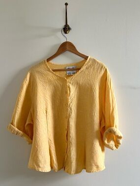 Flax Linen button down in butter yellow- 1G (18-20)